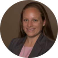 Laura Dyrda headshot